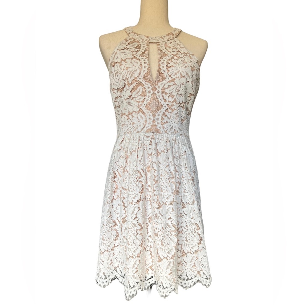 BCBGmaxazria lace mini dress sz 6